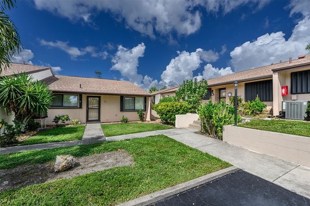 1001 W MARION AVENUE 11, Punta Gorda, FL 33950