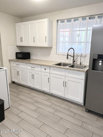 4546 N 27TH Avenue, Phoenix, AZ 85017