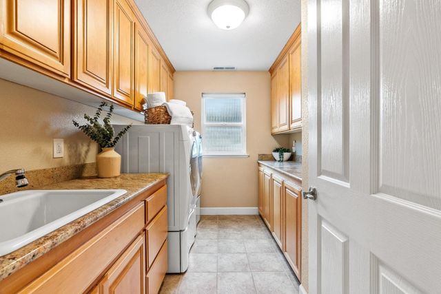 12 Casa Way, Scotts Valley, CA 95066