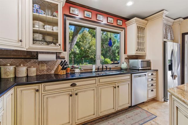 5412 Hildreth Ln, Stockton, CA 95212