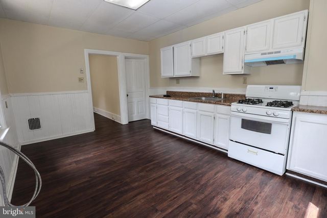 511 HARRISON ST, Pottsville, PA 17901