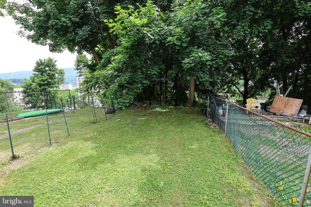 511 HARRISON ST, Pottsville, PA 17901