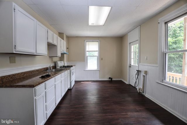 511 HARRISON ST, Pottsville, PA 17901