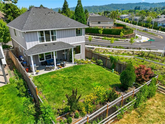 13522 Nw ANTHEM Ln, Portland, OR 97229