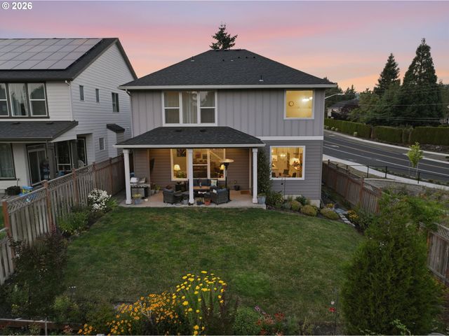 13522 Nw ANTHEM Ln, Portland, OR 97229
