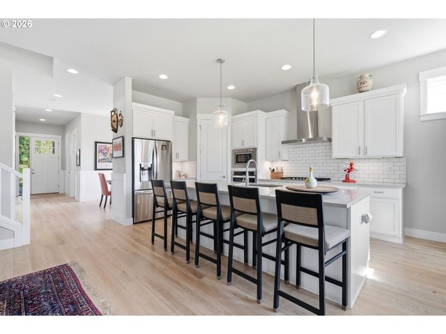 13522 Nw ANTHEM Ln, Portland, OR 97229