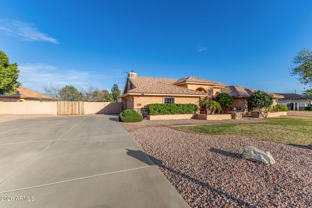 7419 N 79TH Lane, Glendale, AZ 85303