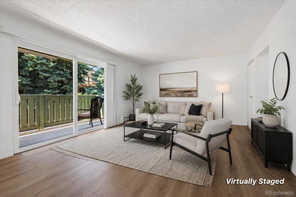 2150 S Vaughn Way 202D, Aurora, CO 80014