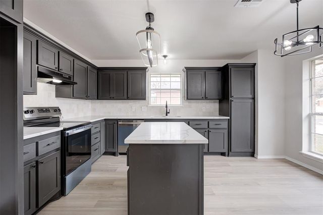 517 Bob White Drive, Purcell, OK 73080