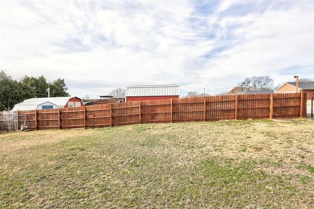 517 Bob White Drive, Purcell, OK 73080