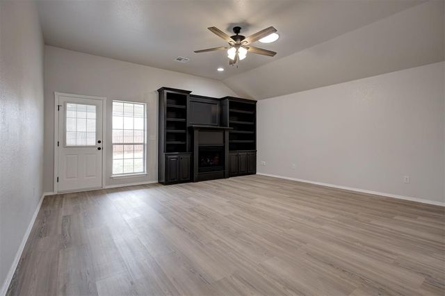 517 Bob White Drive, Purcell, OK 73080