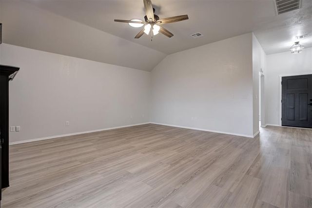 517 Bob White Drive, Purcell, OK 73080