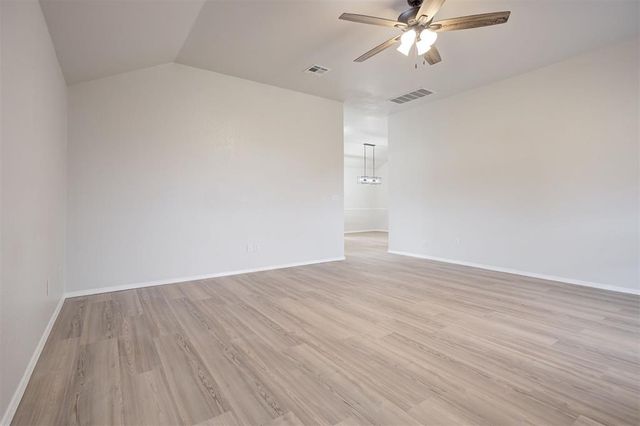 517 Bob White Drive, Purcell, OK 73080