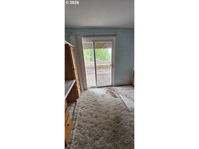 1731 Nw KEASEY St, Roseburg, OR 97471