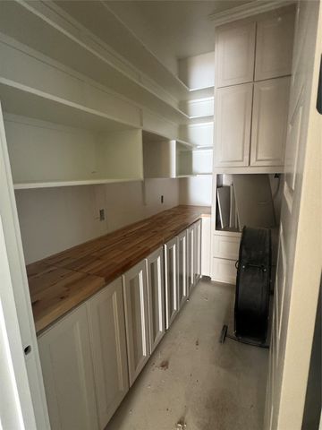 329 Autumn Ridge Drive, Bossier City, LA 71111