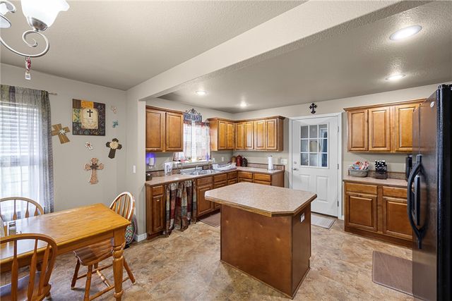 8963 Us Highway 64, Atkins, AR 72823