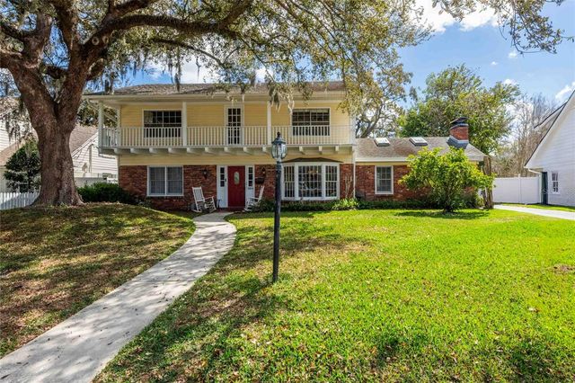 2804 LINTHICUM PLACE, Tampa, FL 33618