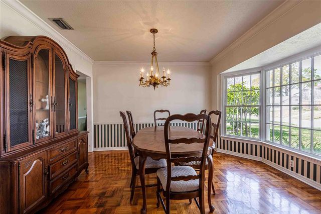 2804 LINTHICUM PLACE, Tampa, FL 33618