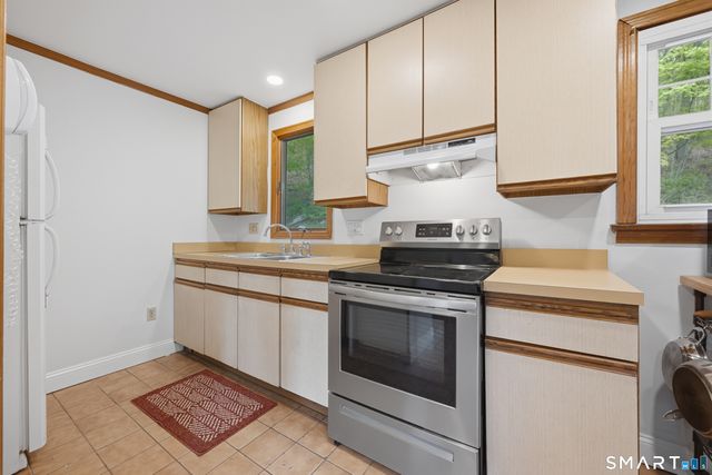 47 Jones Road, Naugatuck, CT 06770