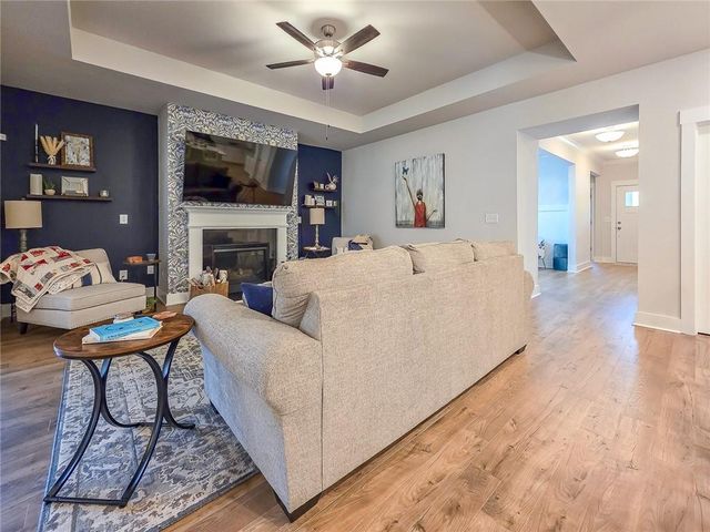 295 Crestbrook Lane, Dallas, GA 30157