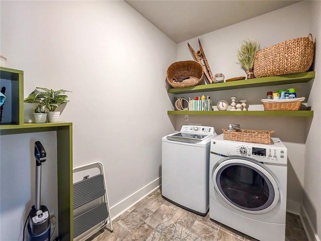 295 Crestbrook Lane, Dallas, GA 30157