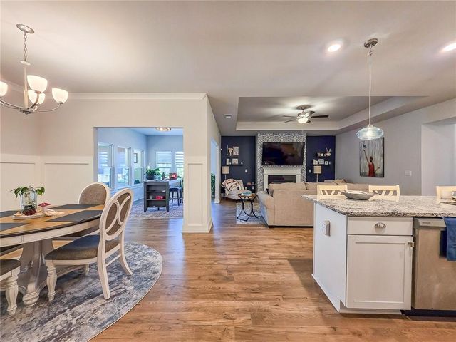 295 Crestbrook Lane, Dallas, GA 30157