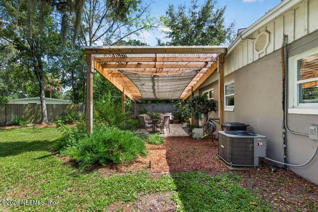 1215 LE BRUN Drive, Jacksonville, FL 32205