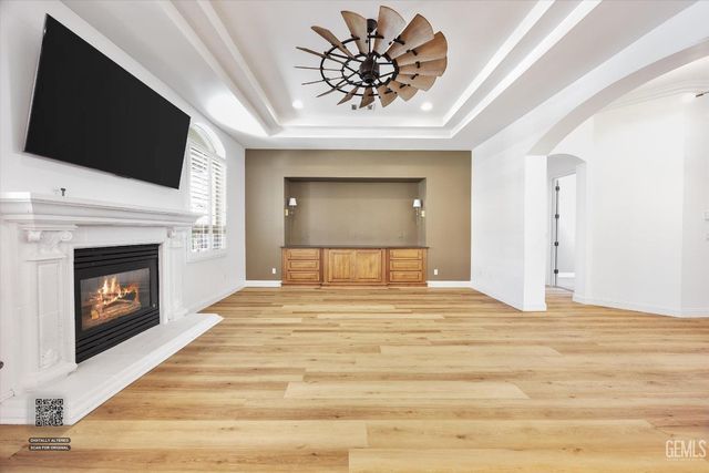 11204 Chiswick Court, Bakersfield, CA 93311