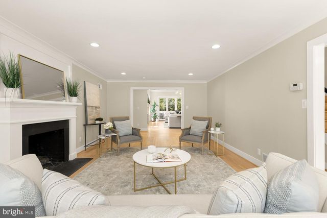 10700 ALLOWAY DR, Potomac, MD 20854