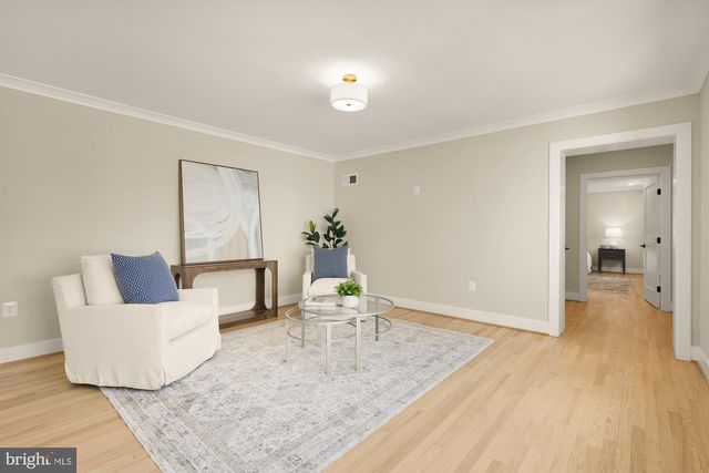 10700 ALLOWAY DR, Potomac, MD 20854