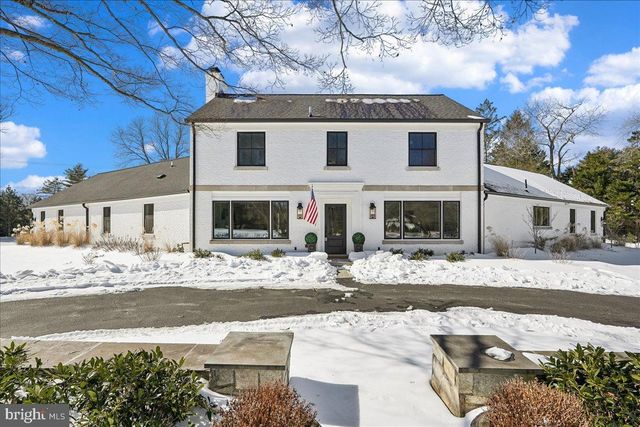 10700 ALLOWAY DR, Potomac, MD 20854