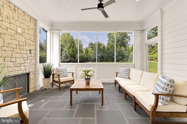 10700 ALLOWAY DR, Potomac, MD 20854