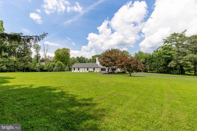 10700 ALLOWAY DR, Potomac, MD 20854