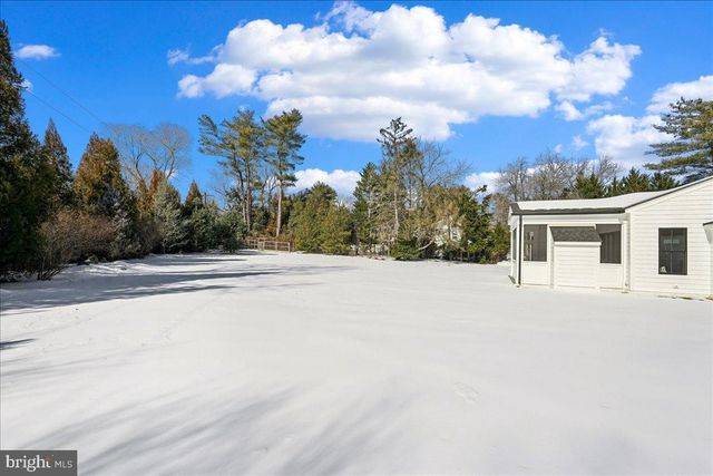 10700 ALLOWAY DR, Potomac, MD 20854