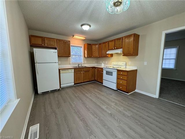 558 Chandler Street, Winston-salem, NC 27101