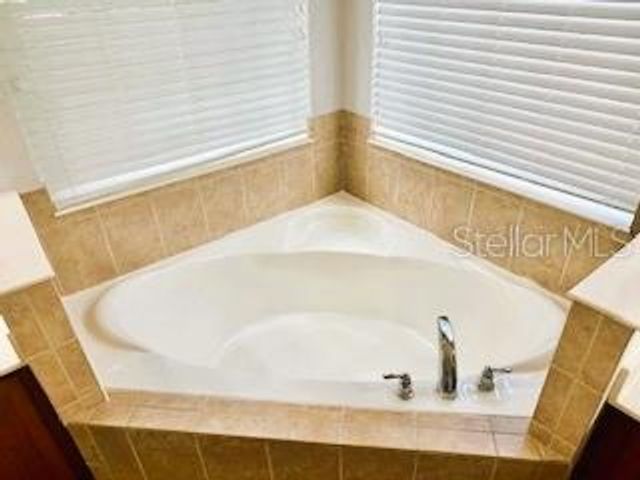 8107 NORTHLAKE PARKWAY, Orlando, FL 32827