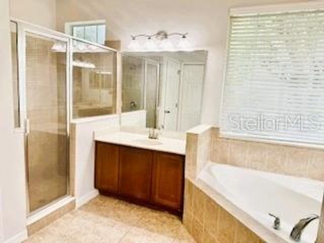 8107 NORTHLAKE PARKWAY, Orlando, FL 32827