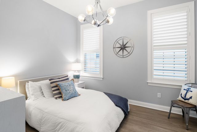 48 Briarwood, Plymouth, MA 02360