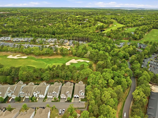 48 Briarwood, Plymouth, MA 02360