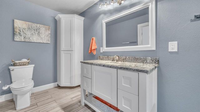 715 HAWTHORN DRIVE, West Bend, WI 53095