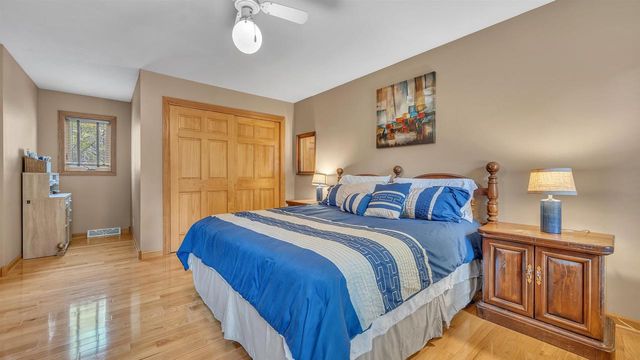 715 HAWTHORN DRIVE, West Bend, WI 53095