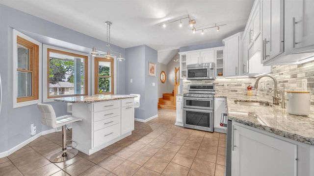 715 HAWTHORN DRIVE, West Bend, WI 53095