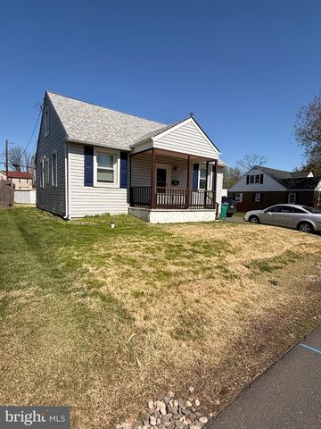 808 OLD ORCHARD LN, Bristol, PA 19007