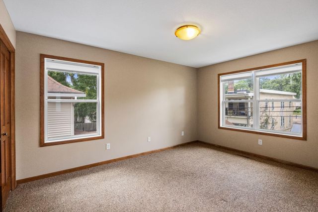 3120 4th Street SE, Minneapolis, MN 55414