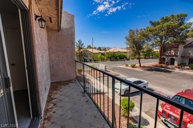 5267 Lisagayle Court 136, Las Vegas, NV 89103