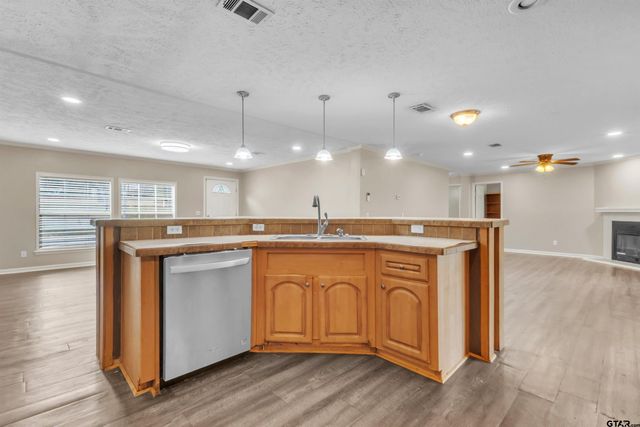 195 Filly Rd, Gilmer, TX 75645