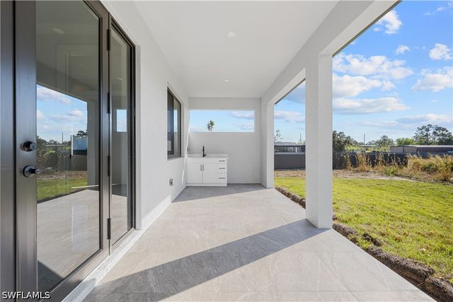 3432 4th AVE SE, Naples, FL 34117