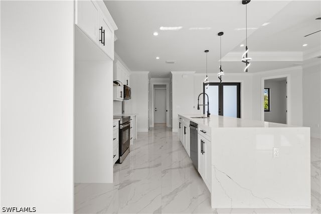 3432 4th AVE SE, Naples, FL 34117