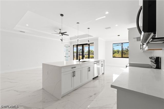 3432 4th AVE SE, Naples, FL 34117