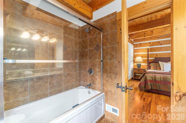 93 Rachels Circle, Maggie Valley, NC 28751